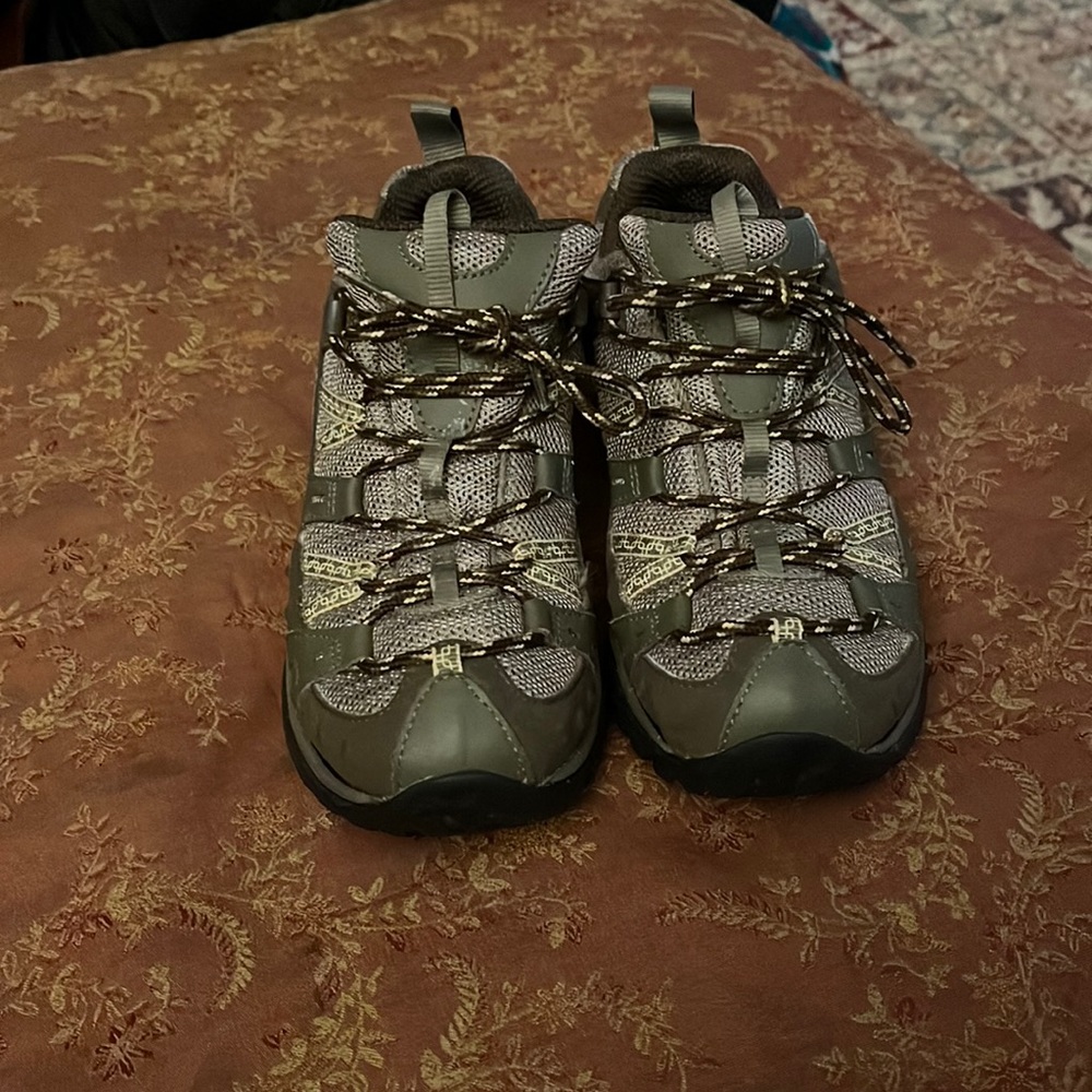 Merrell Women's Size 9 Siren Sport GoreTex Leather Hiking Shoes Taupe MSRP $125